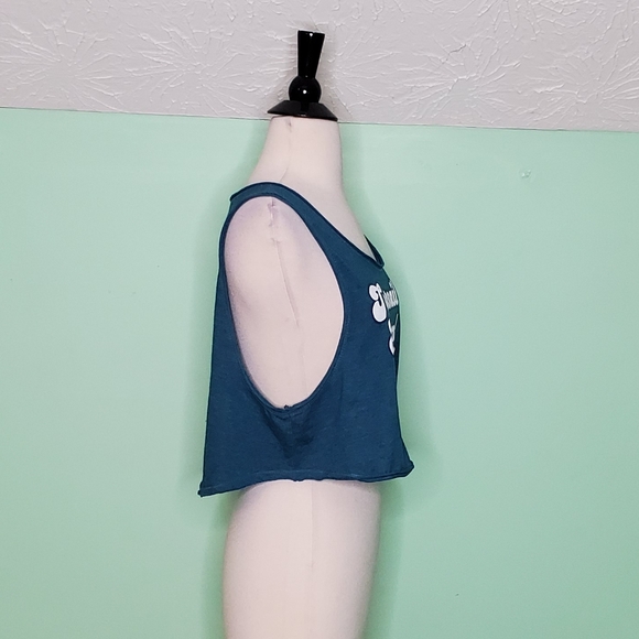 Oversized Beach Crop Tank Top - Picture 2 of 6